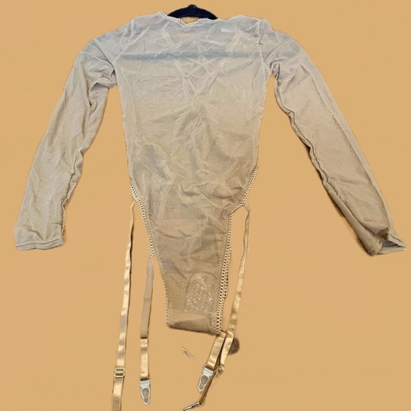 NWT Frederick’s of Hollywood Lola Lee Nude Mesh Teddy, Lace-Up, Garter Straps, S - Picture 5 of 16